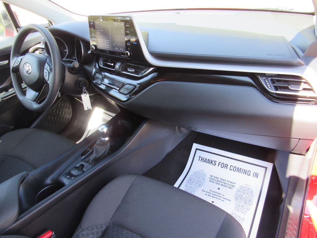 2020 Toyota C-HR Image 21