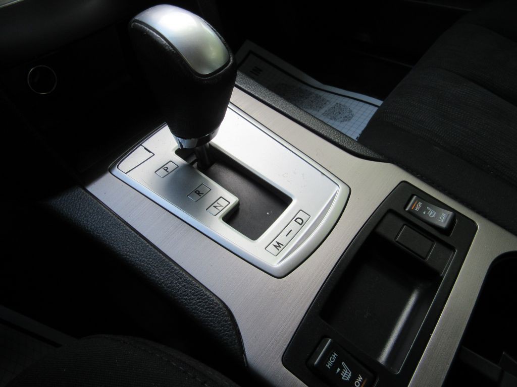2014 Subaru Legacy Image 18
