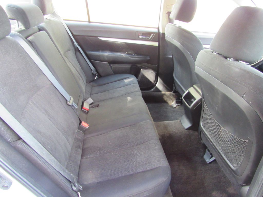 2014 Subaru Legacy Image 22