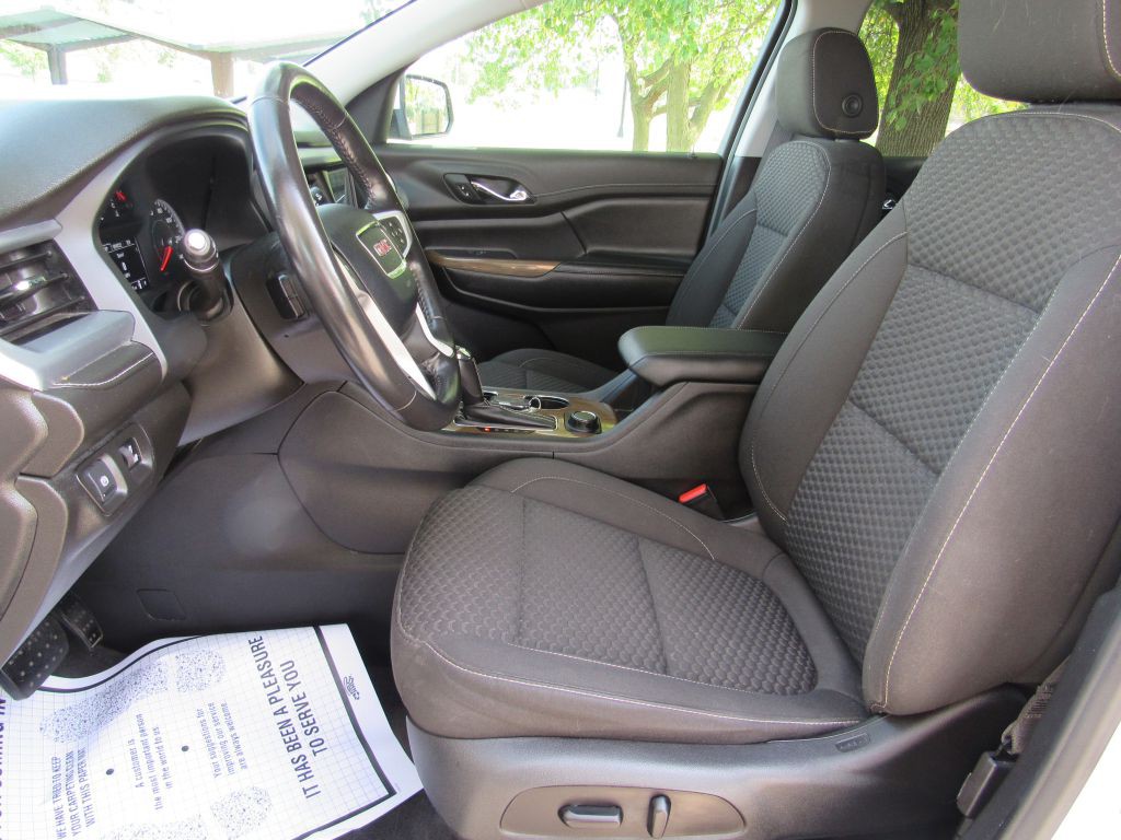 2019 GMC Acadia Image 13