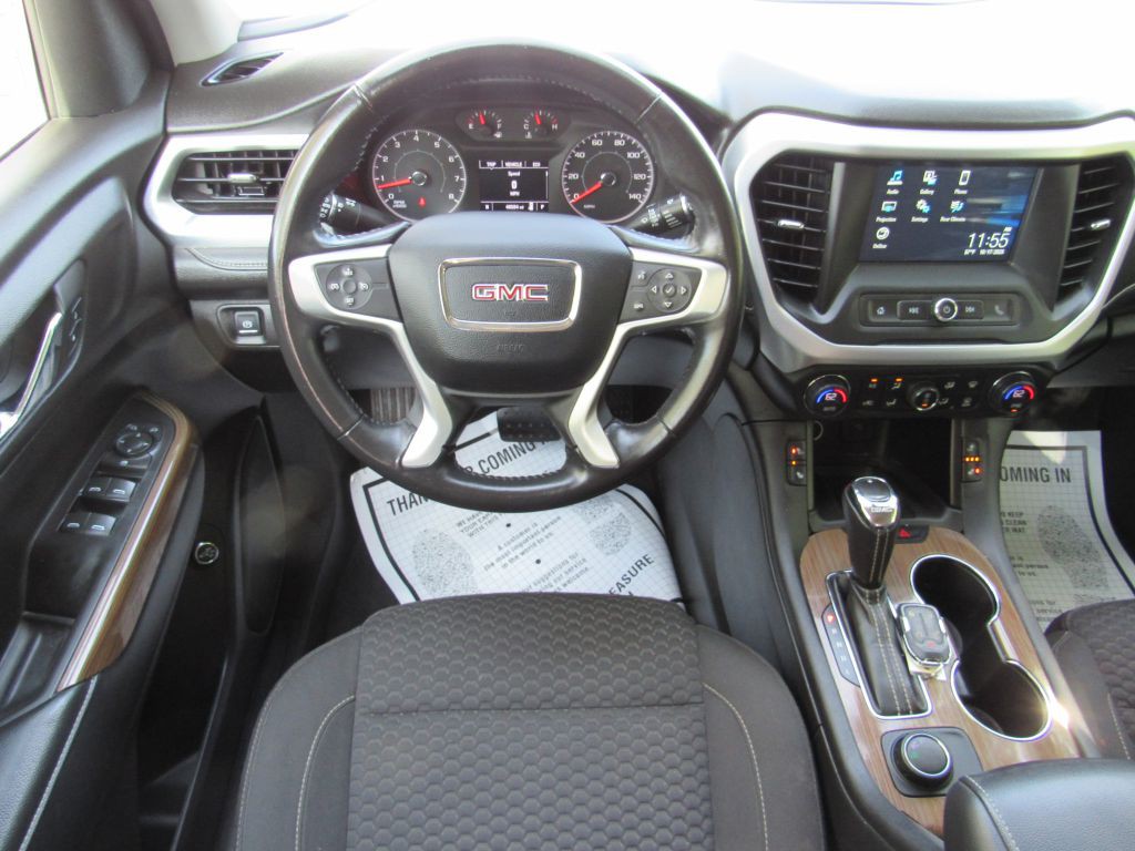2019 GMC Acadia Image 16