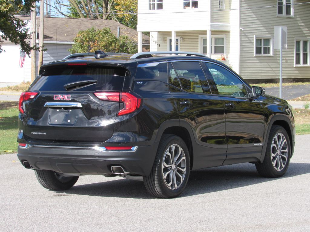 2020 GMC Terrain Image 7