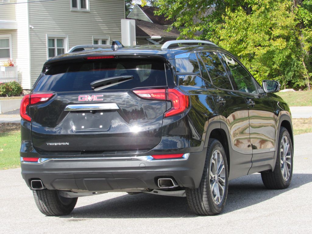 2020 GMC Terrain Image 8
