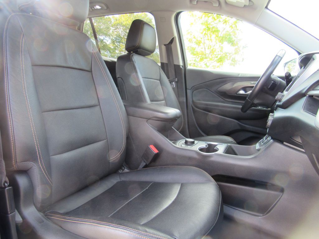 2020 GMC Terrain Image 23