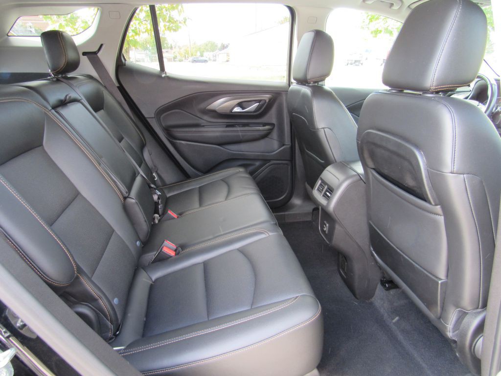2020 GMC Terrain Image 24