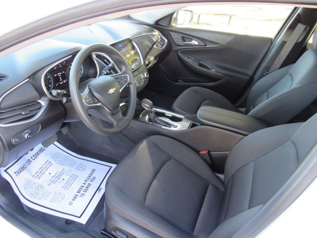2024 Chevrolet Malibu Image 5
