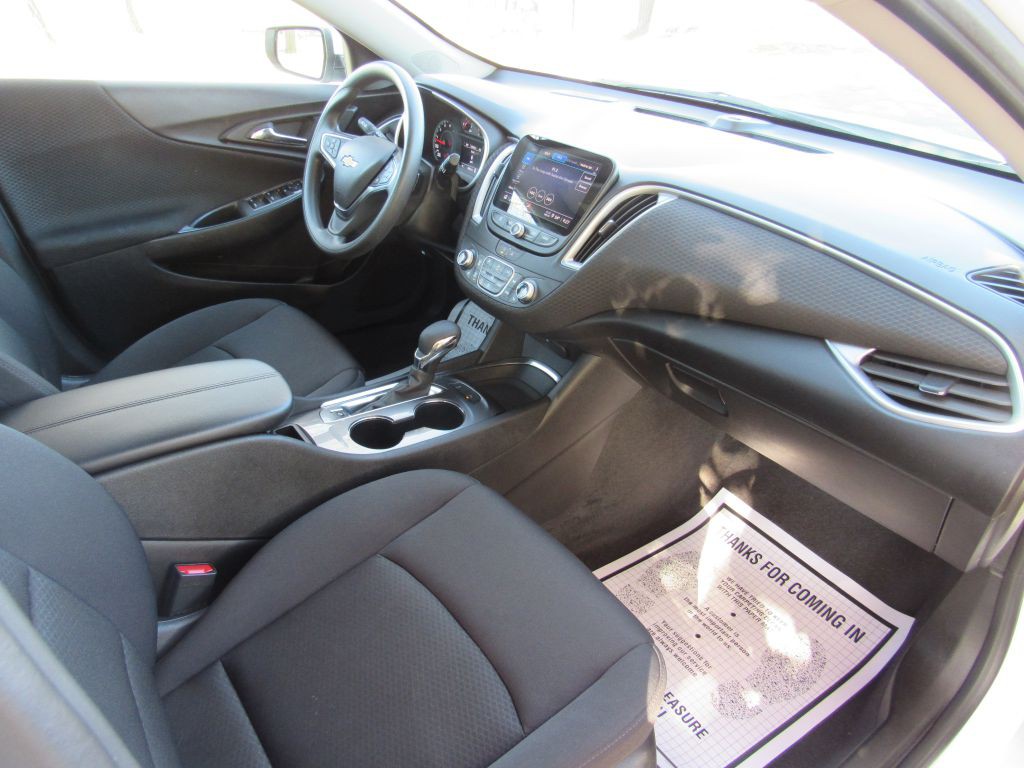 2024 Chevrolet Malibu Image 7