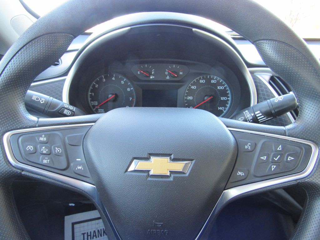 2024 Chevrolet Malibu Image 9