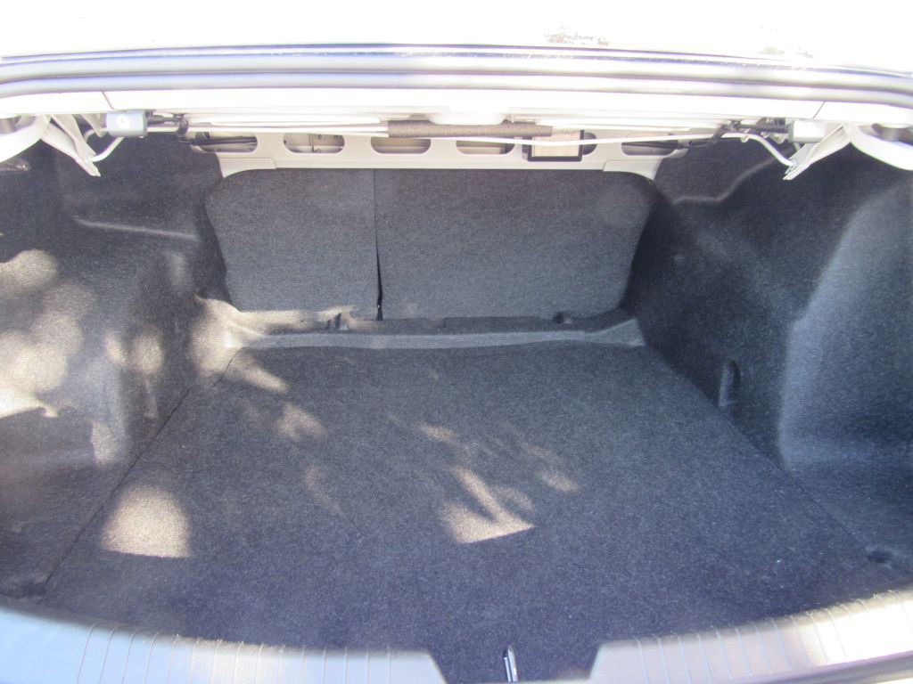 2024 Chevrolet Malibu Image 14