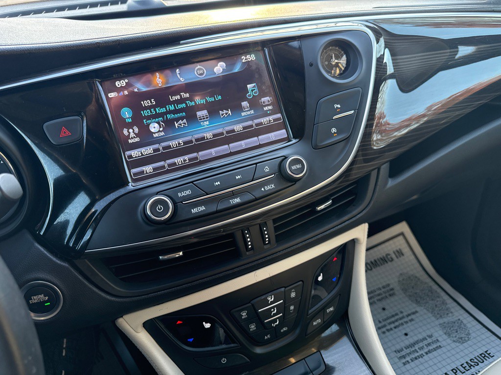 2020 Buick Envision Image 17