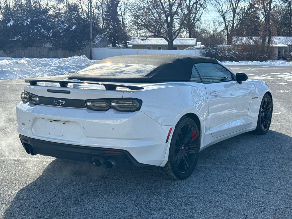 2022 Chevrolet Camaro Image 3