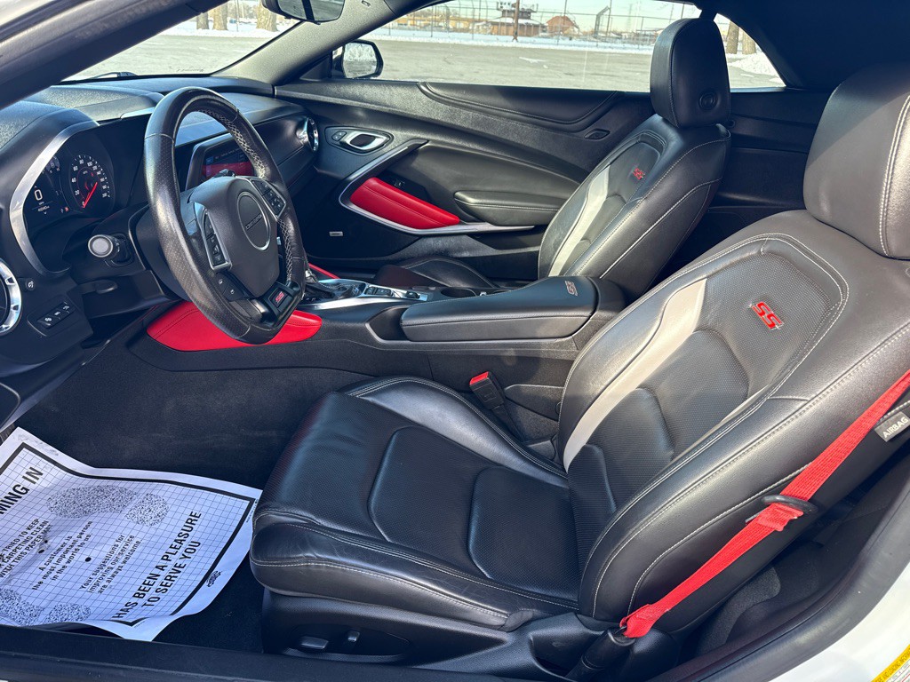 2022 Chevrolet Camaro Image 8