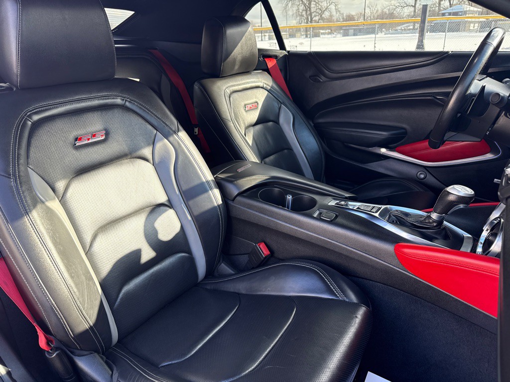 2022 Chevrolet Camaro Image 19