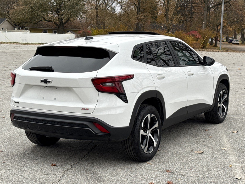 2025 Chevrolet Trax Image 3
