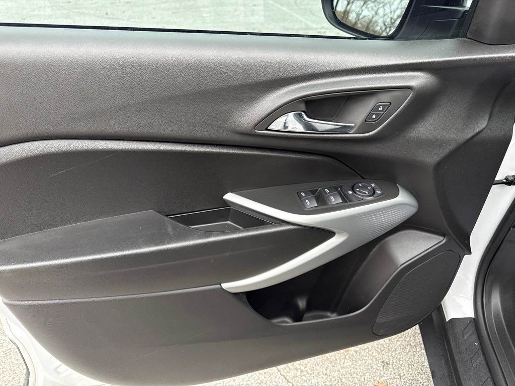 2025 Chevrolet Trax Image 5