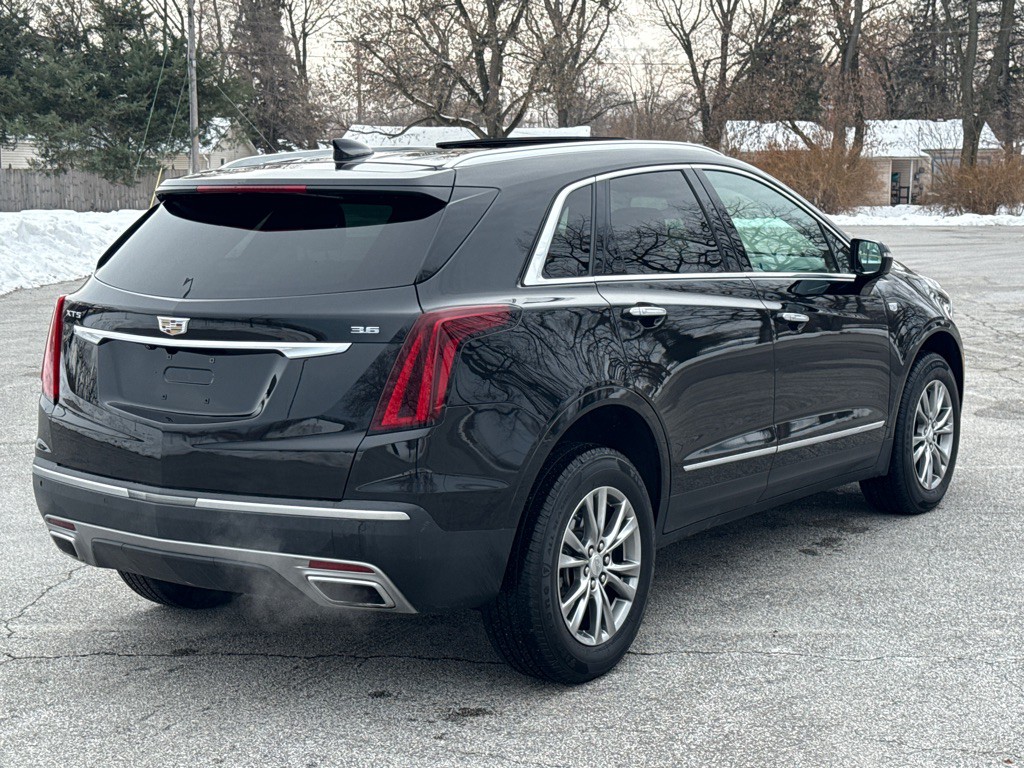 2021 Cadillac XT5 Image 3