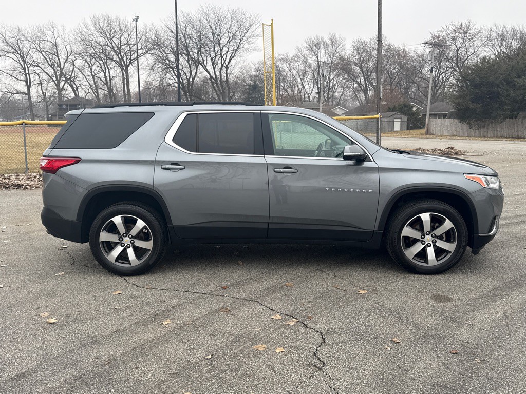 2020 Chevrolet Traverse Image 3