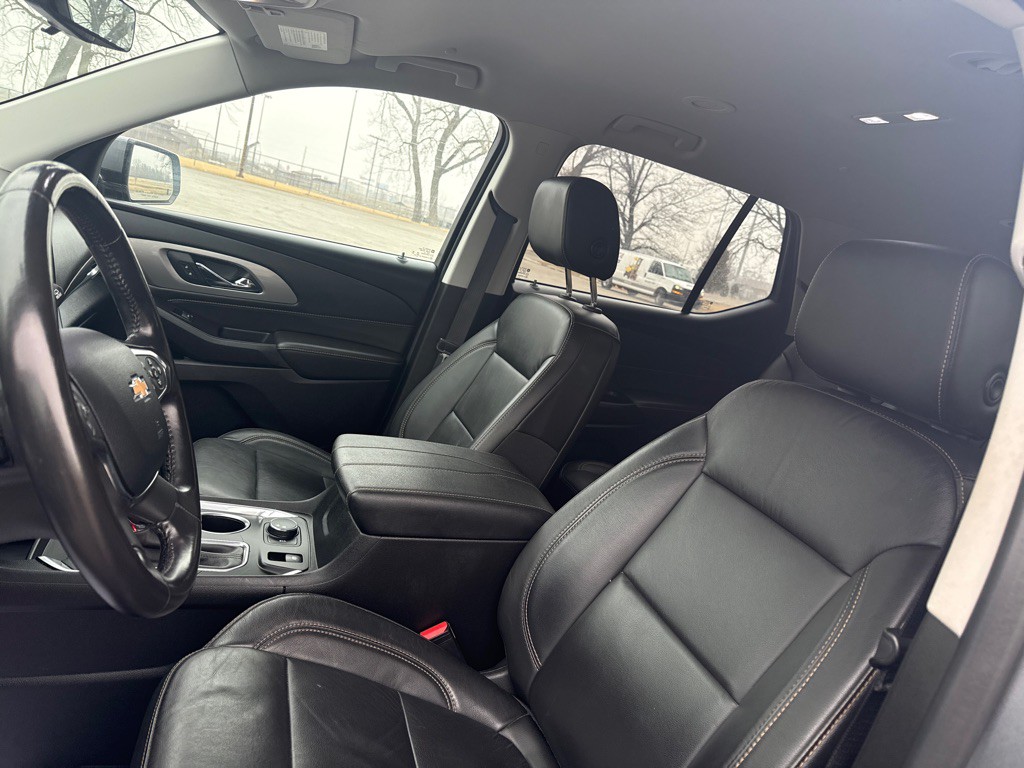 2020 Chevrolet Traverse Image 11