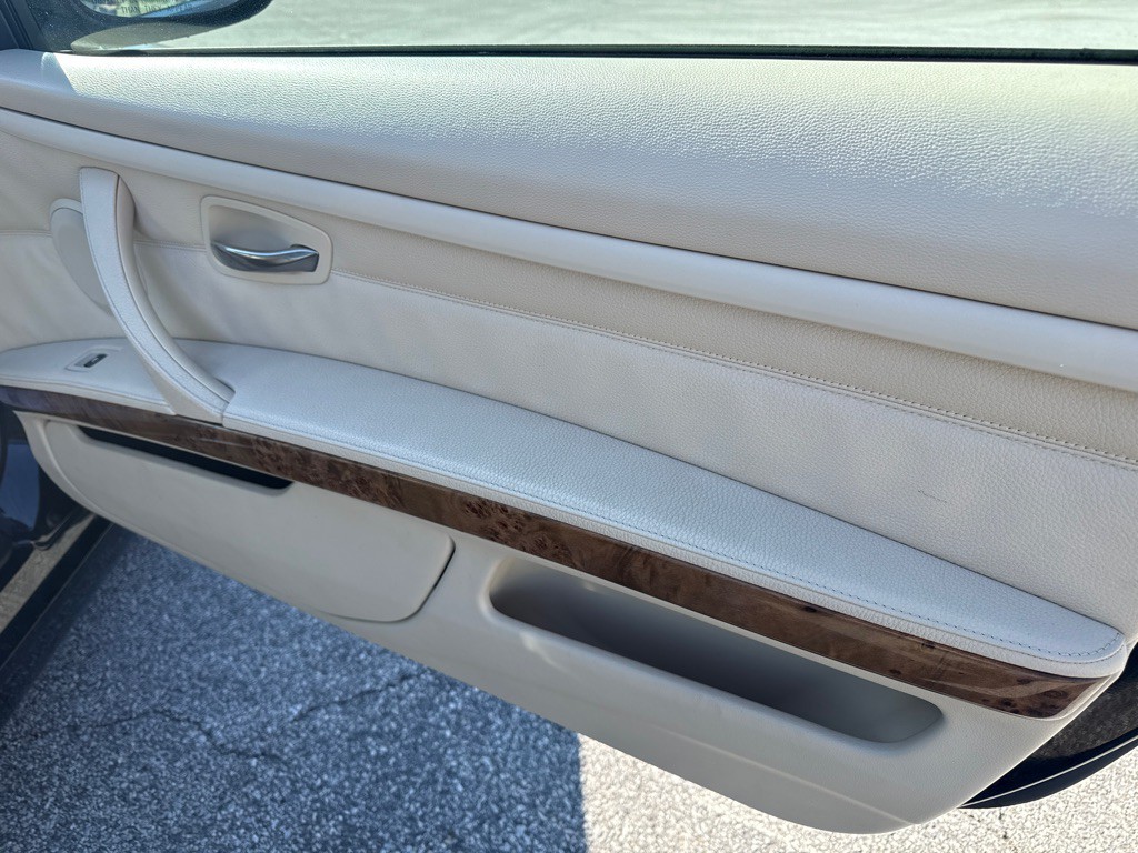 2007 BMW 3 Series Image 26