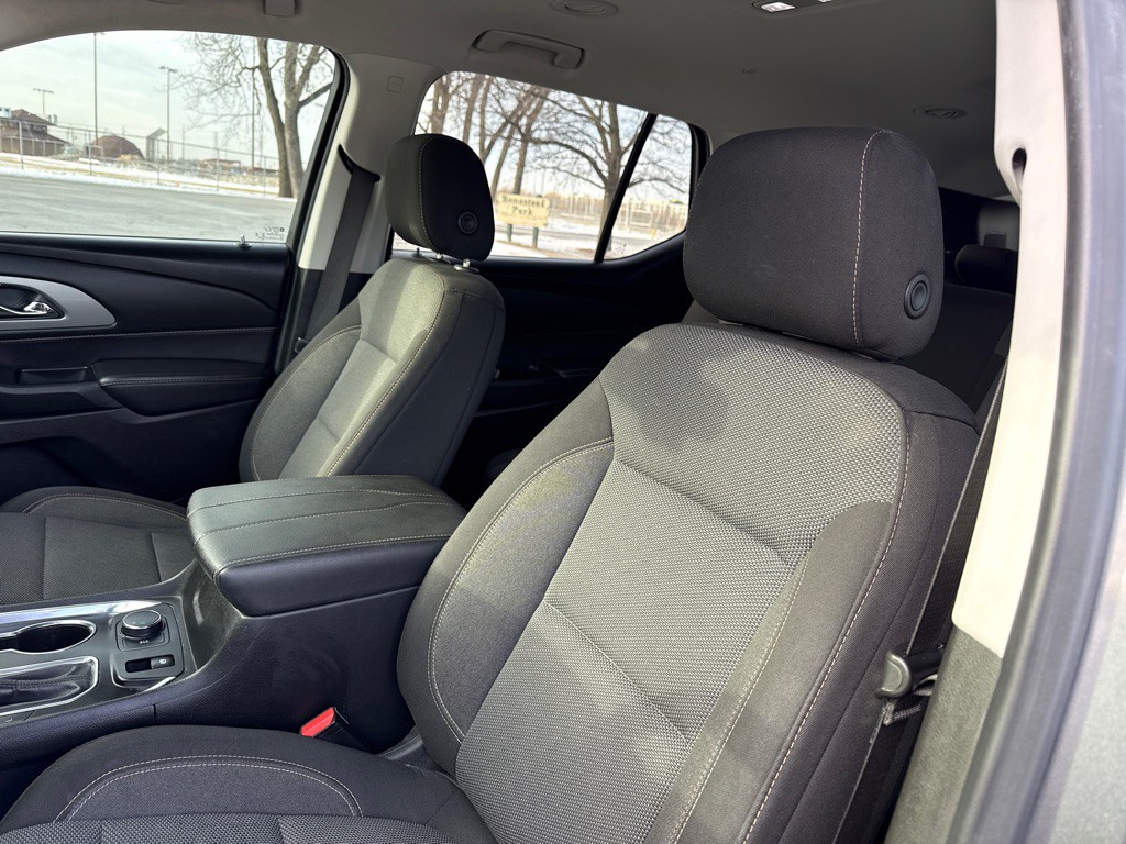2020 Chevrolet Traverse Image 11