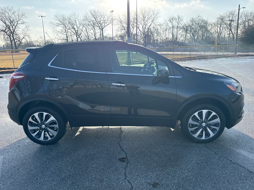 2021 Buick Enclave Image 3