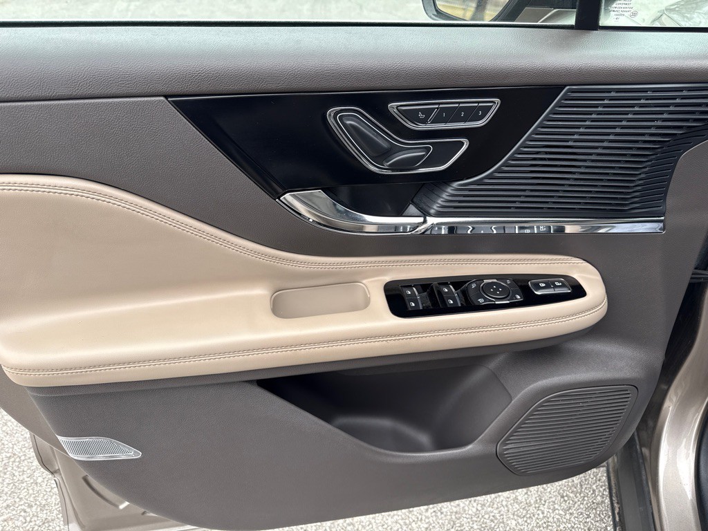 2020 Lincoln Corsair Image 11