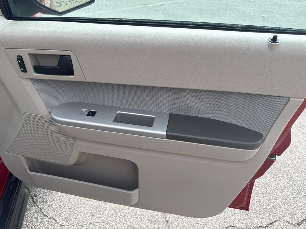 2012 Ford Escape Image 18