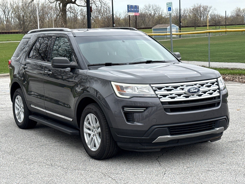 2018 Ford Explorer Image 2