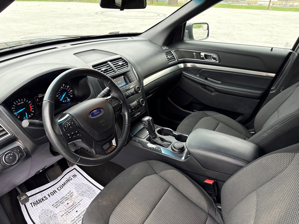 2018 Ford Explorer Image 8