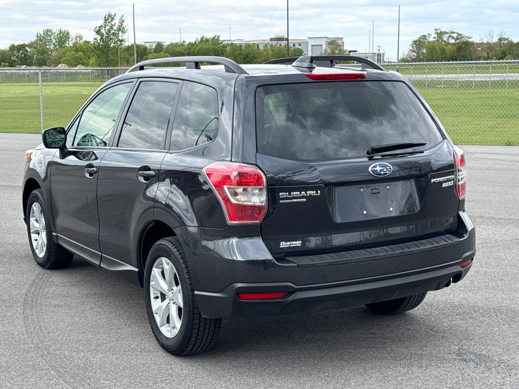 2016 Subaru Forester Image 5