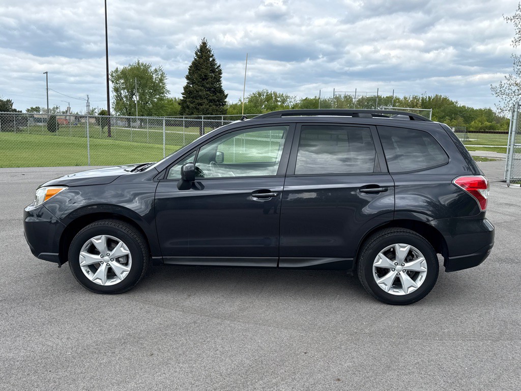 2016 Subaru Forester Image 6