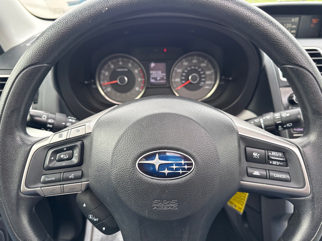 2016 Subaru Forester Image 12
