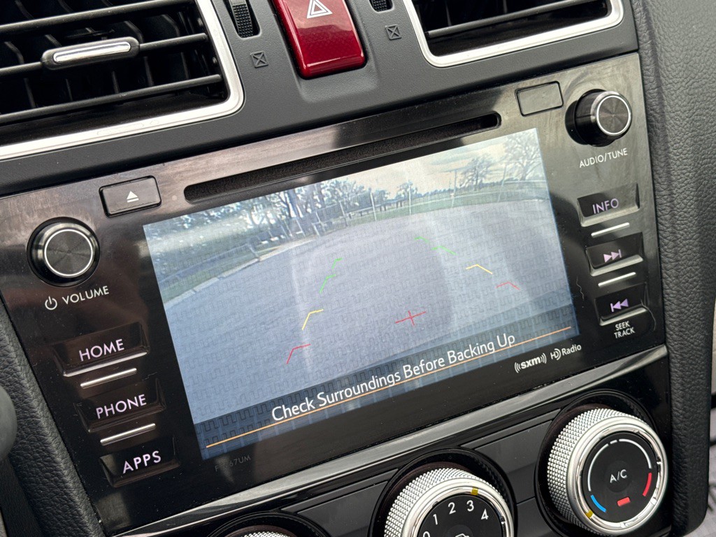 2016 Subaru Forester Image 16