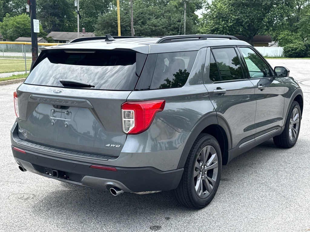 2023 Ford Explorer Image 4
