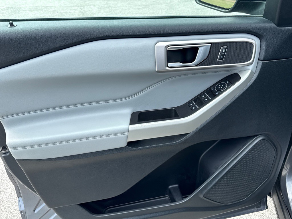 2023 Ford Explorer Image 10