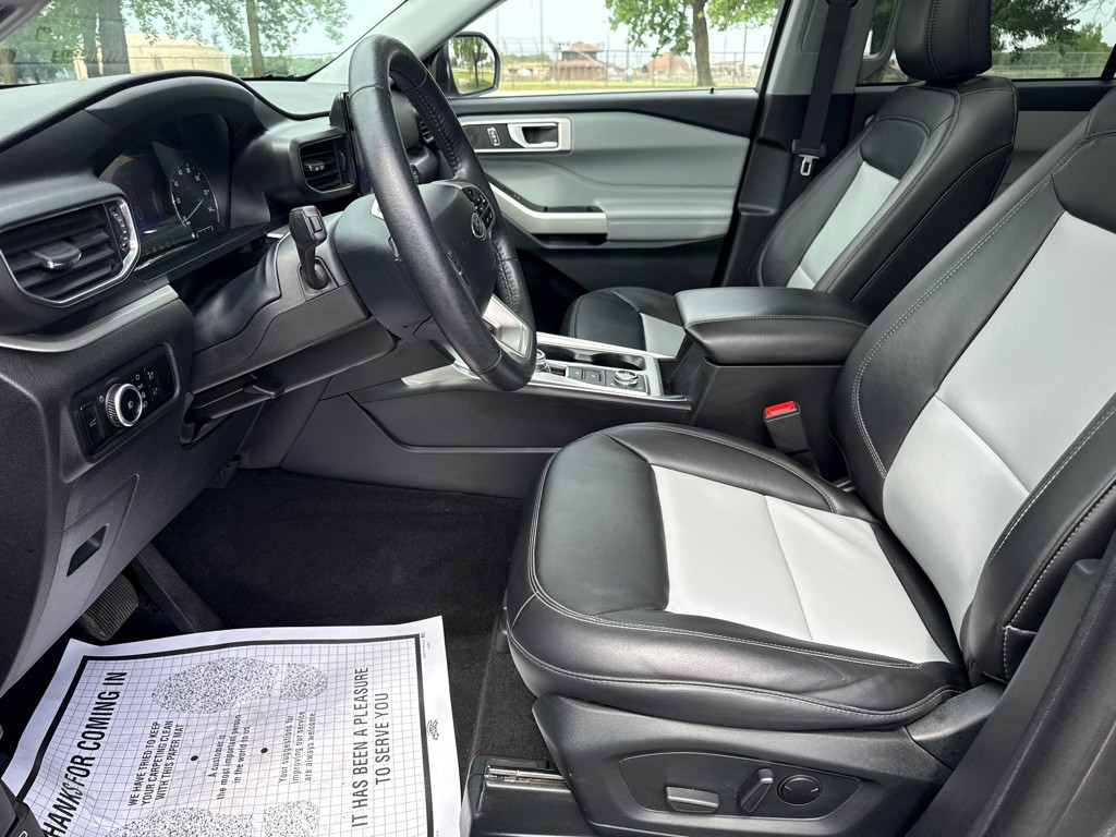 2023 Ford Explorer Image 12