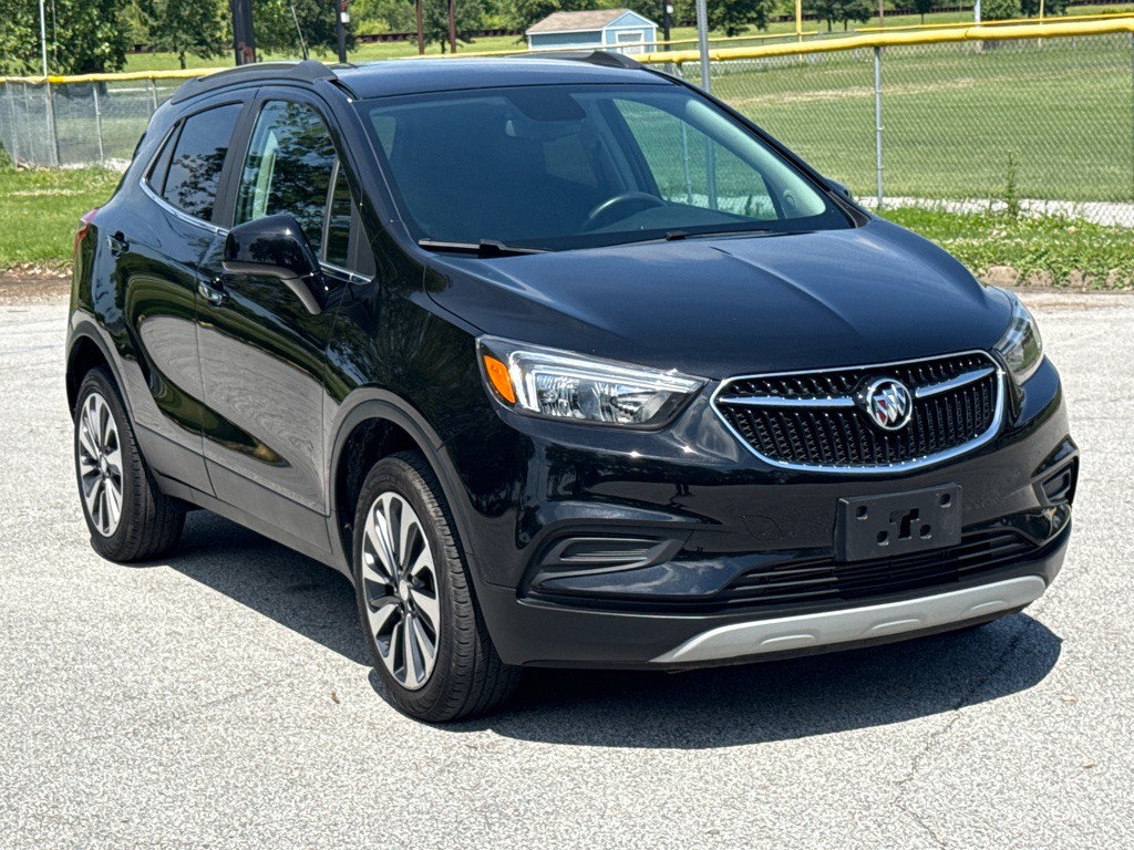 2022 Buick Enclave Image 2