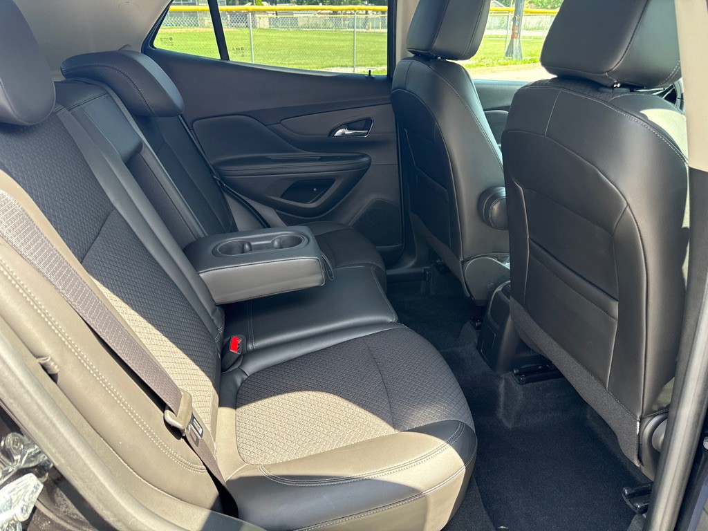 2022 Buick Enclave Image 23