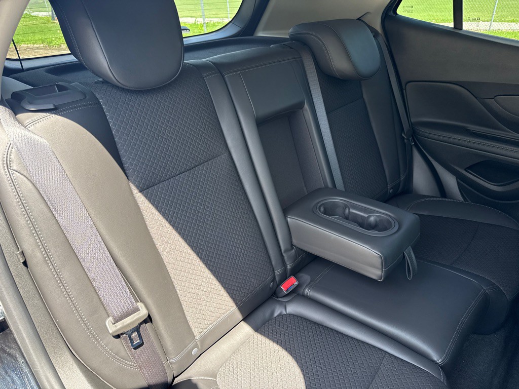 2022 Buick Enclave Image 24