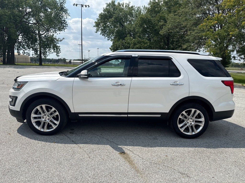 2016 Ford Explorer Image 7