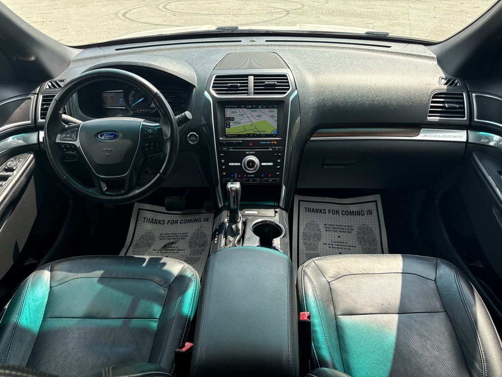 2016 Ford Explorer Image 25