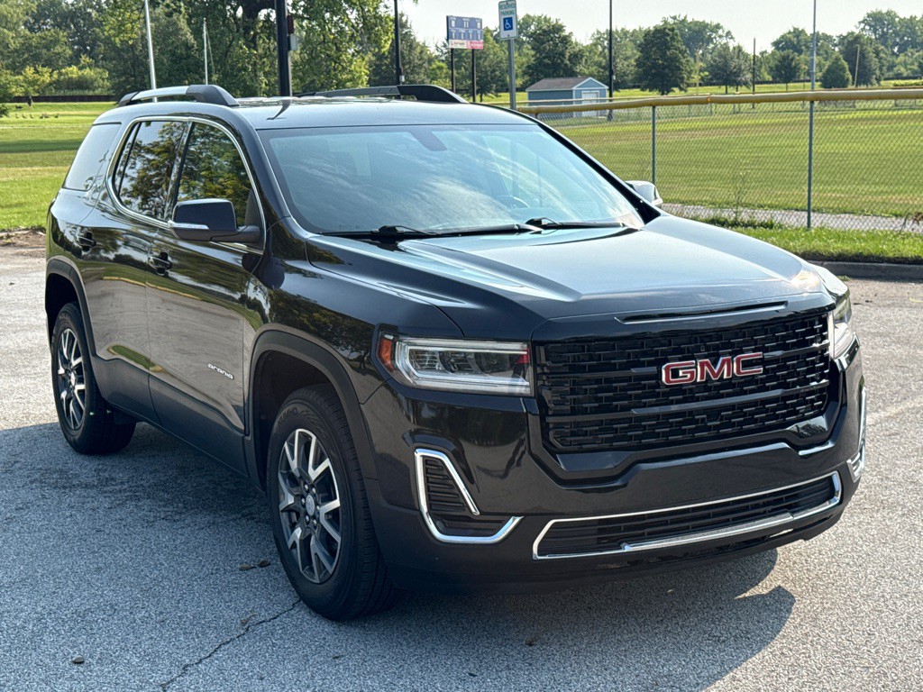 2021 GMC Acadia Image 2