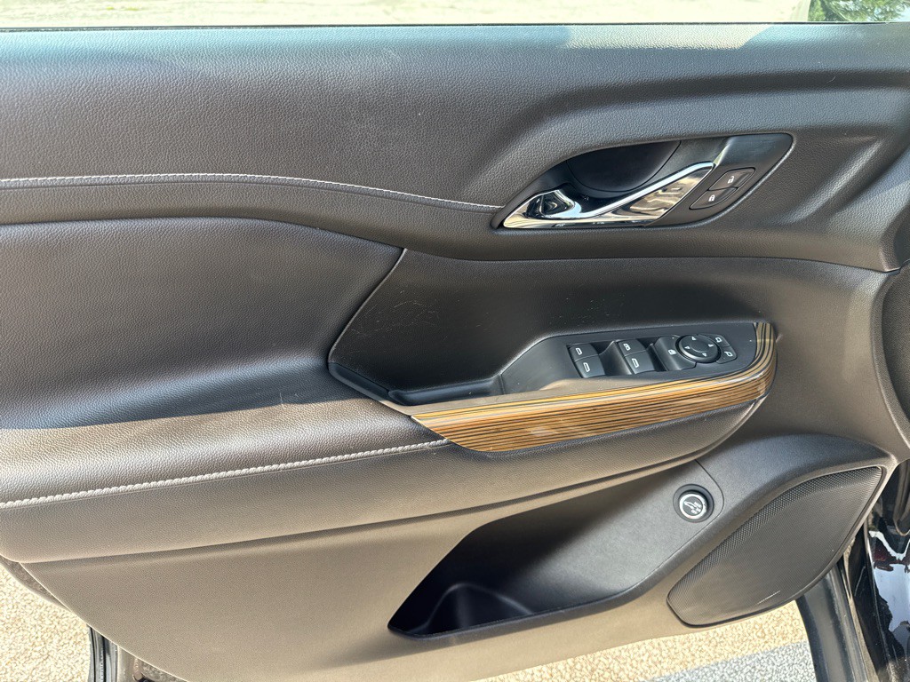 2021 GMC Acadia Image 9