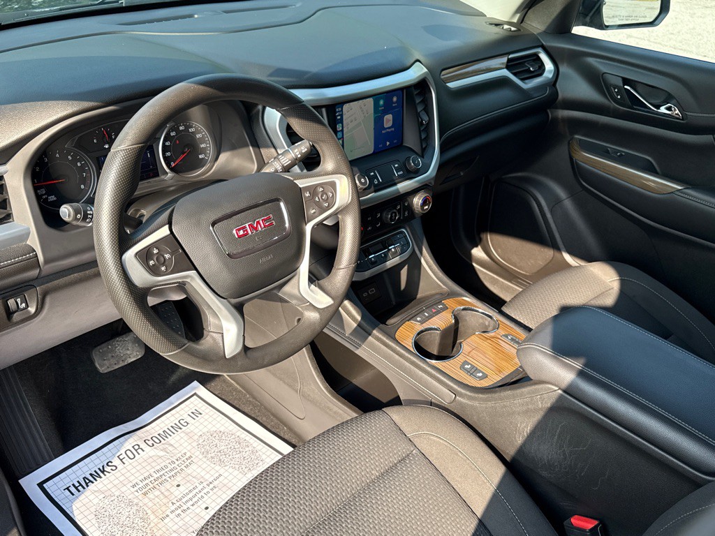 2021 GMC Acadia Image 10