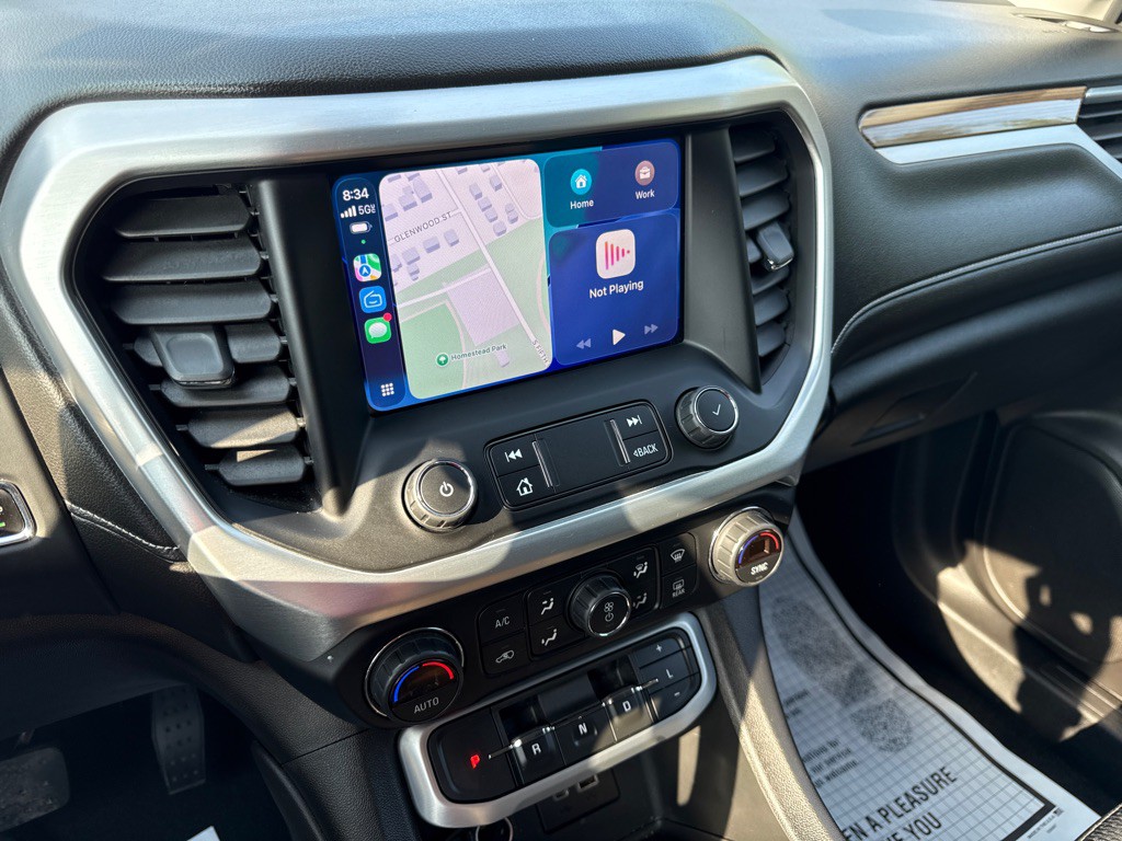 2021 GMC Acadia Image 14
