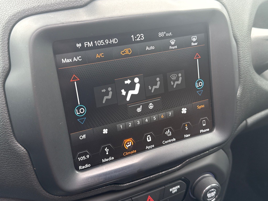 2018 Jeep Renegade Image 17