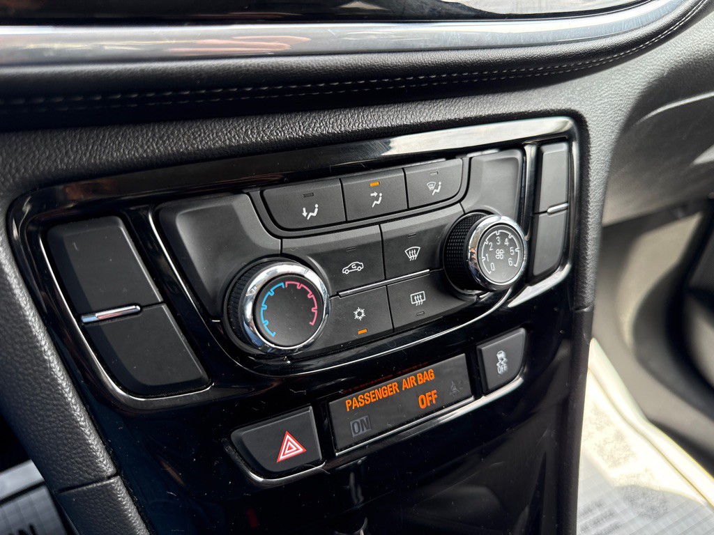 2019 Buick Enclave Image 19