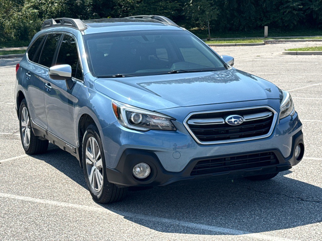 2018 Subaru Outback Image 2