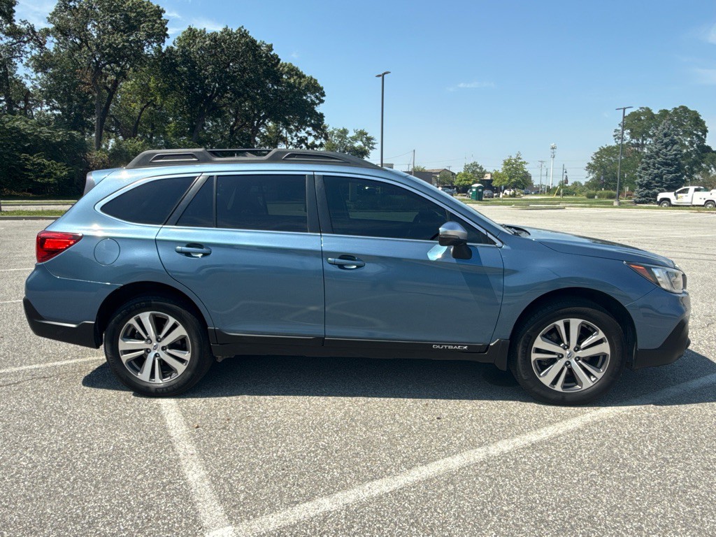 2018 Subaru Outback Image 3