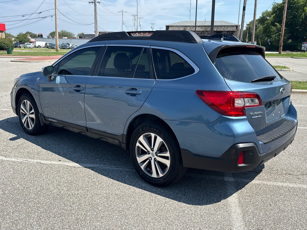 2018 Subaru Outback Image 7
